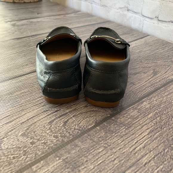 Coach Flats - Picture 3 of 5